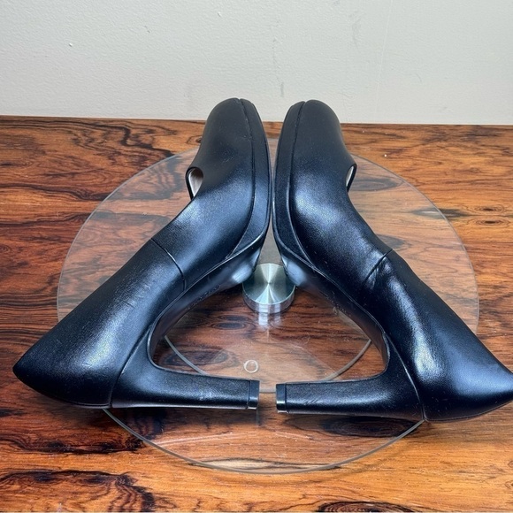 LifeStride Julia Platform Pump in black - Picture 14 of 16